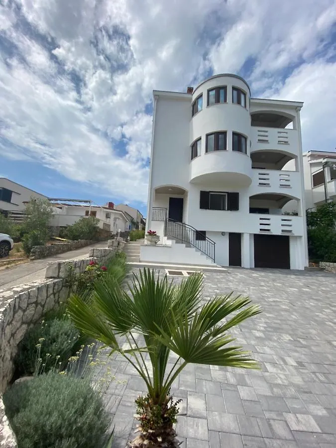 Apartments Mima Petrčane
