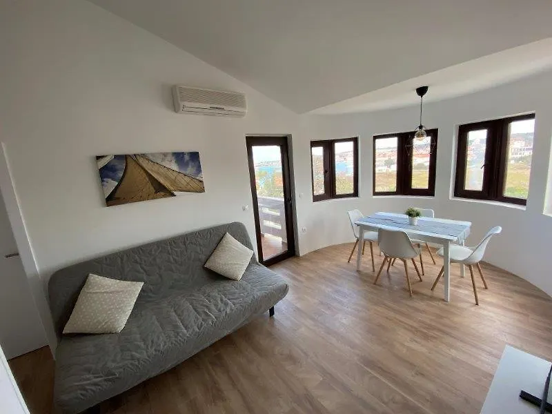 Apartments Mima Petrčane